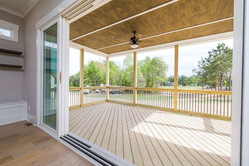 Mukilteo neighborhood homes - Everett Deck Repair