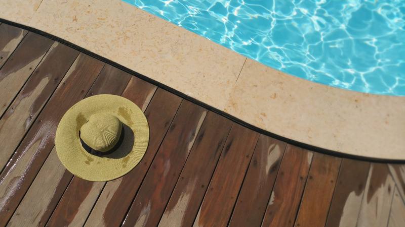 deck staining sealing - Everett Deck Repair